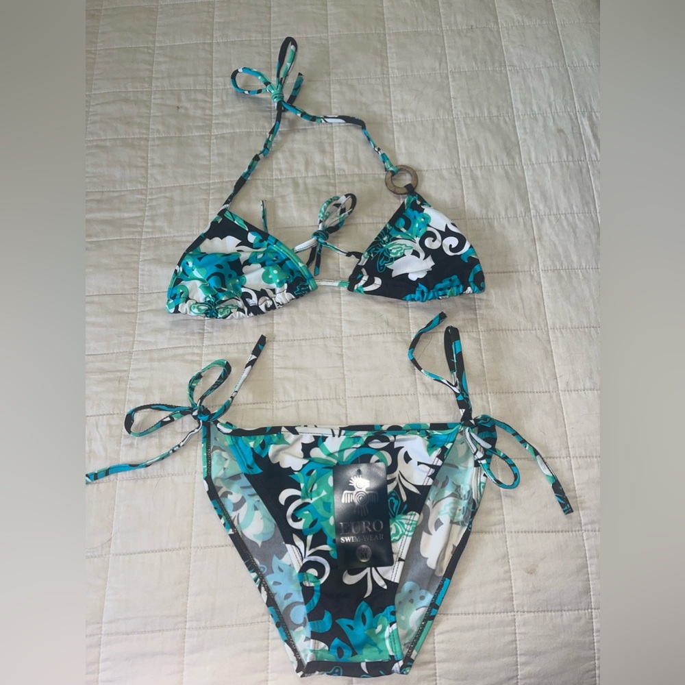 Bikini
